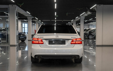 Mercedes-Benz E-Класс, 2012 год, 1 990 000 рублей, 6 фотография