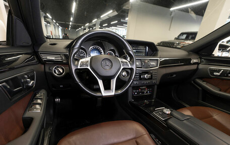 Mercedes-Benz E-Класс, 2012 год, 1 990 000 рублей, 7 фотография