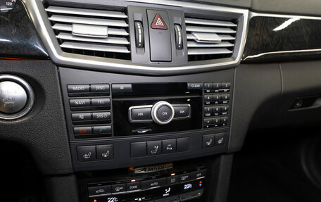 Mercedes-Benz E-Класс, 2012 год, 1 990 000 рублей, 21 фотография