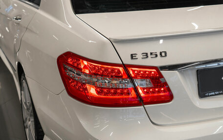 Mercedes-Benz E-Класс, 2012 год, 1 990 000 рублей, 29 фотография