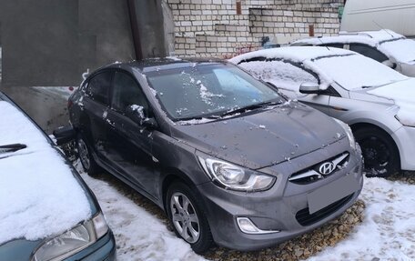 Hyundai Solaris II рестайлинг, 2011 год, 470 000 рублей, 1 фотография