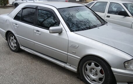 Mercedes-Benz C-Класс, 1996 год, 270 000 рублей, 4 фотография