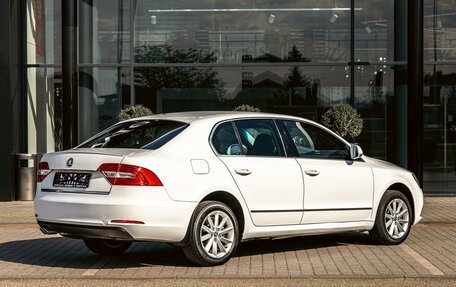 Skoda Superb III рестайлинг, 2013 год, 1 095 000 рублей, 6 фотография