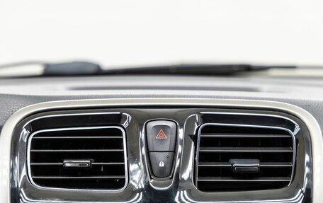 Renault Logan II, 2014 год, 798 000 рублей, 17 фотография