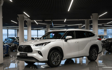 Toyota Highlander, 2025 год, 5 700 000 рублей, 1 фотография