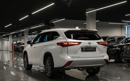 Toyota Highlander, 2025 год, 5 700 000 рублей, 4 фотография