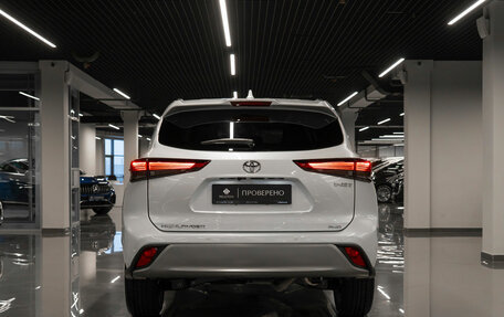 Toyota Highlander, 2025 год, 5 700 000 рублей, 6 фотография