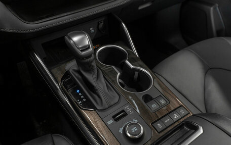 Toyota Highlander, 2025 год, 5 700 000 рублей, 22 фотография