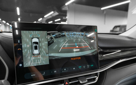 Toyota Highlander, 2025 год, 5 700 000 рублей, 26 фотография