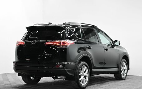 Toyota RAV4, 2019 год, 2 255 000 рублей, 4 фотография