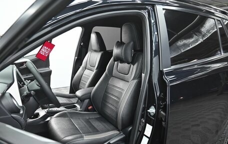 Toyota RAV4, 2019 год, 2 255 000 рублей, 6 фотография