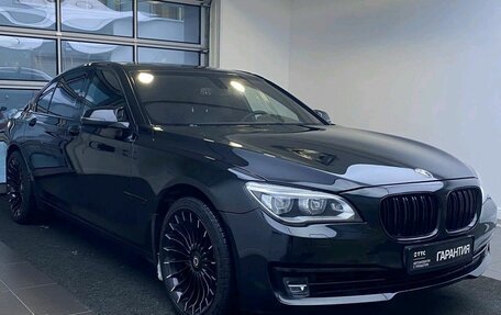 BMW 7 серия, 2013 год, 2 369 000 рублей, 3 фотография
