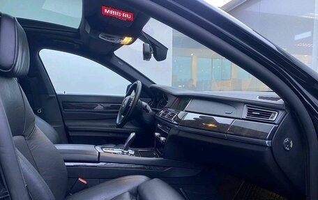 BMW 7 серия, 2013 год, 2 369 000 рублей, 11 фотография