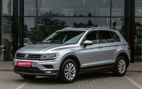 Volkswagen Tiguan II, 2019 год, 2 095 000 рублей, 1 фотография