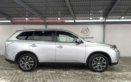 Mitsubishi Outlander III рестайлинг 3, 2014 год, 1 499 000 рублей, 6 фотография