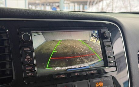 Mitsubishi Outlander III рестайлинг 3, 2014 год, 1 499 000 рублей, 13 фотография