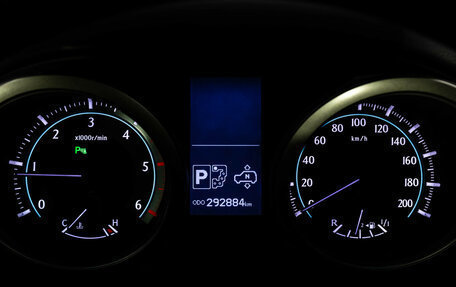 Toyota Land Cruiser Prado 150 рестайлинг 2, 2011 год, 2 499 000 рублей, 24 фотография