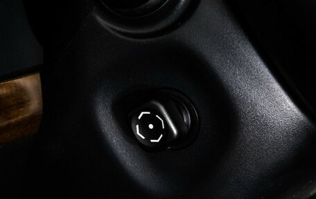 Toyota Land Cruiser Prado 150 рестайлинг 2, 2011 год, 2 499 000 рублей, 18 фотография