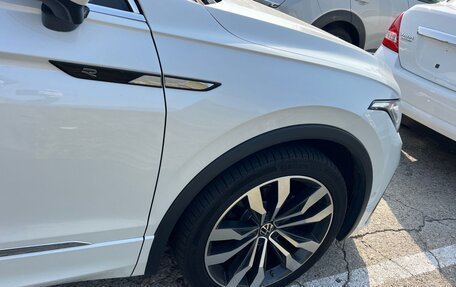 Volkswagen Tiguan II, 2022 год, 2 400 000 рублей, 7 фотография