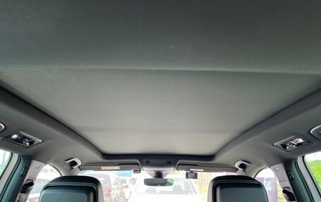 Volkswagen Tiguan II, 2022 год, 2 400 000 рублей, 21 фотография