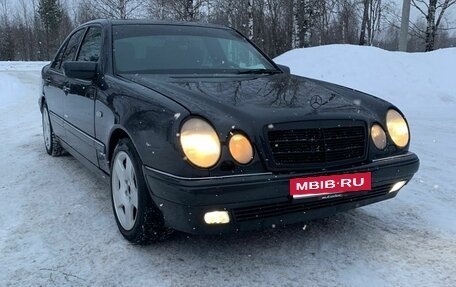 Mercedes-Benz E-Класс, 1998 год, 365 000 рублей, 2 фотография