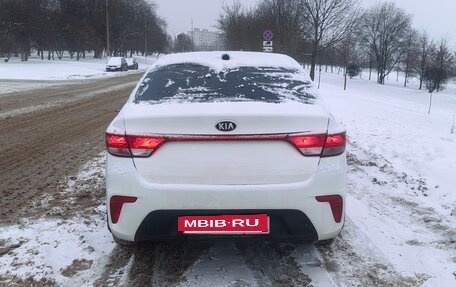 KIA Rio IV, 2018 год, 850 000 рублей, 16 фотография