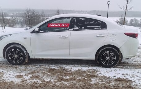 KIA Rio IV, 2018 год, 850 000 рублей, 15 фотография