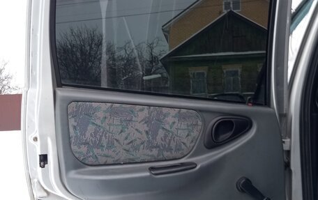 Chevrolet Niva I рестайлинг, 2004 год, 450 000 рублей, 4 фотография