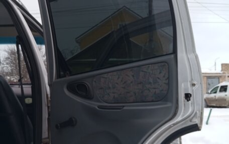 Chevrolet Niva I рестайлинг, 2004 год, 450 000 рублей, 5 фотография