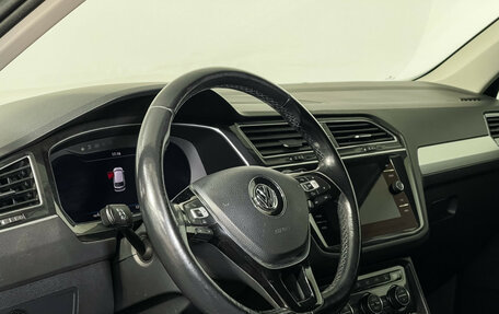 Volkswagen Tiguan II, 2017 год, 2 297 000 рублей, 13 фотография