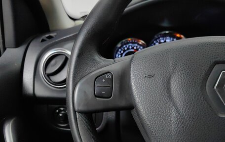 Renault Sandero II рестайлинг, 2016 год, 949 000 рублей, 17 фотография