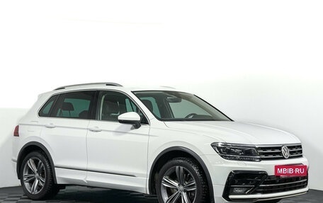 Volkswagen Tiguan II, 2019 год, 3 797 000 рублей, 3 фотография