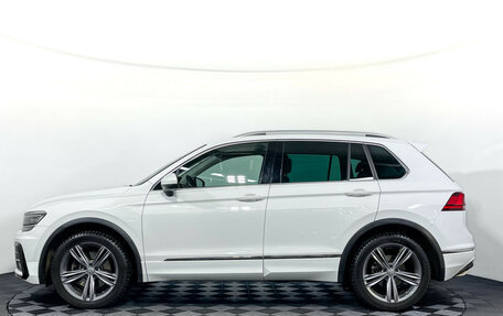 Volkswagen Tiguan II, 2019 год, 3 797 000 рублей, 8 фотография