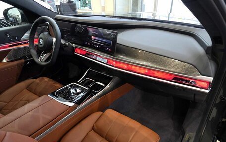 BMW 7 серия, 2025 год, 25 200 000 рублей, 12 фотография