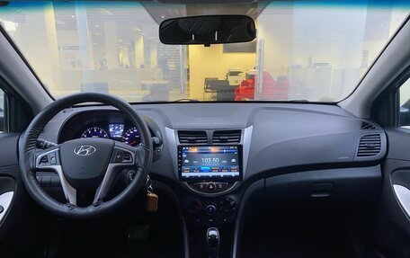 Hyundai Solaris II рестайлинг, 2016 год, 999 000 рублей, 14 фотография