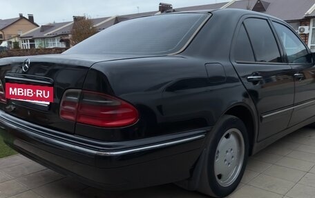 Mercedes-Benz E-Класс, 2000 год, 860 000 рублей, 8 фотография