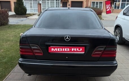 Mercedes-Benz E-Класс, 2000 год, 860 000 рублей, 7 фотография