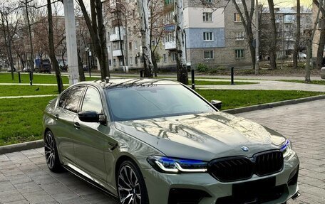 BMW 5 серия, 2017 год, 3 300 000 рублей, 1 фотография