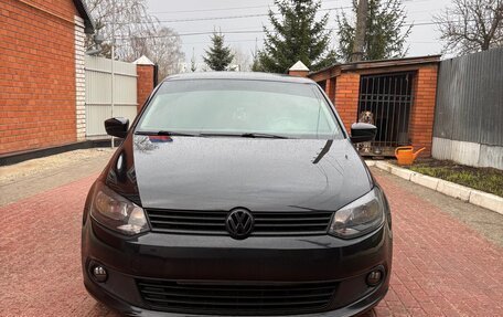 Volkswagen Polo VI (EU Market), 2013 год, 850 000 рублей, 2 фотография