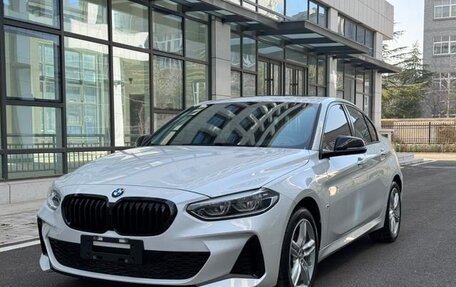 BMW 1 серия, 2023 год, 1 780 000 рублей, 3 фотография