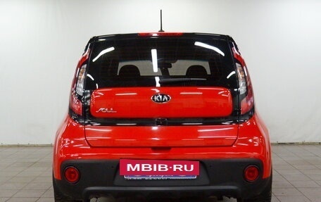 KIA Soul II рестайлинг, 2018 год, 1 690 000 рублей, 7 фотография