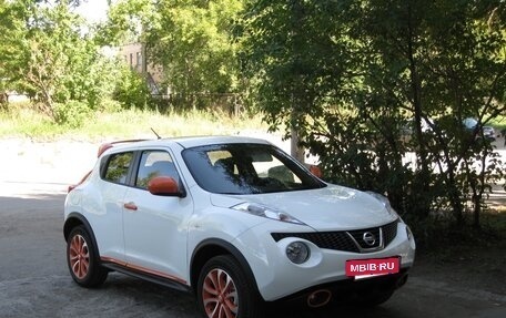 Nissan Juke II, 2014 год, 1 300 000 рублей, 2 фотография