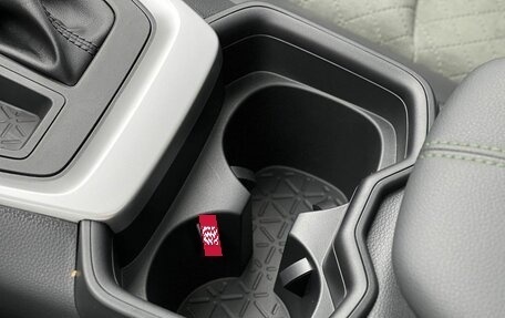 Toyota RAV4, 2025 год, 4 090 000 рублей, 23 фотография