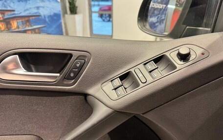 Volkswagen Tiguan I, 2012 год, 1 625 000 рублей, 12 фотография