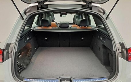 Mercedes-Benz GLC, 2025 год, 11 000 000 рублей, 11 фотография