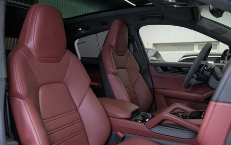 Porsche Cayenne III, 2025 год, 25 420 000 рублей, 2 фотография