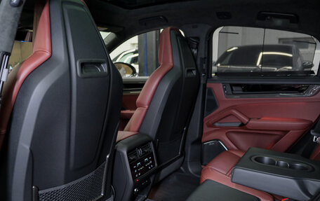 Porsche Cayenne III, 2025 год, 25 420 000 рублей, 27 фотография