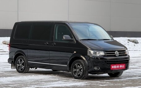 Volkswagen Multivan T5, 2013 год, 2 000 000 рублей, 4 фотография