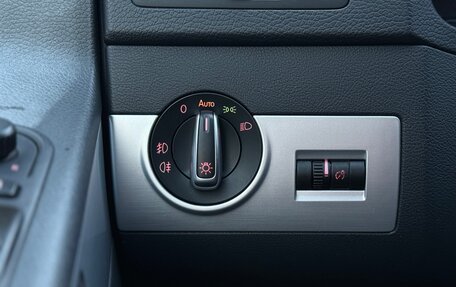 Volkswagen Multivan T5, 2013 год, 2 000 000 рублей, 26 фотография