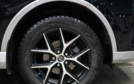 Toyota RAV4, 2017 год, 2 700 000 рублей, 10 фотография